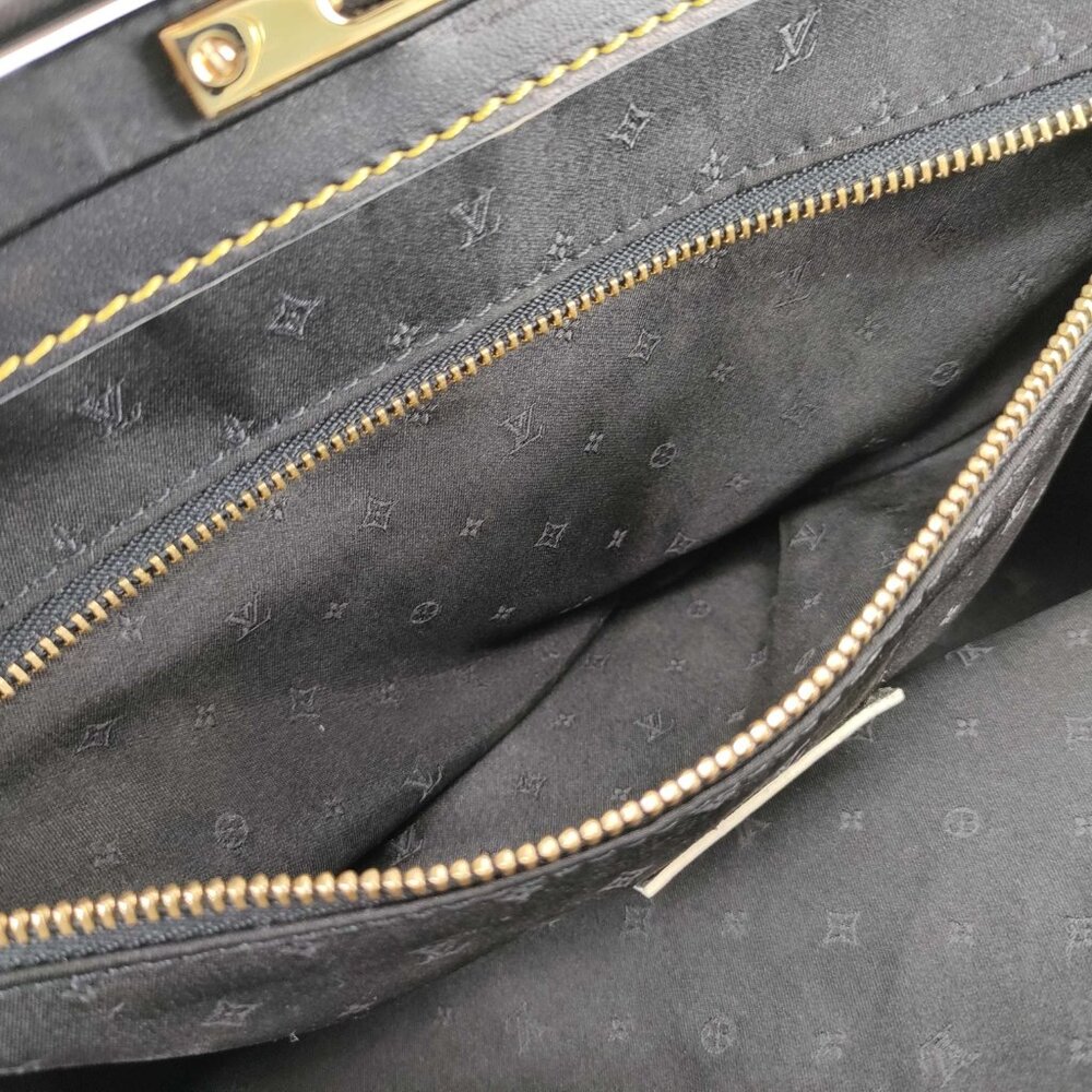 Louis Vuitton Suhali Handbag Leather Black EUC - Picture 11 of 16